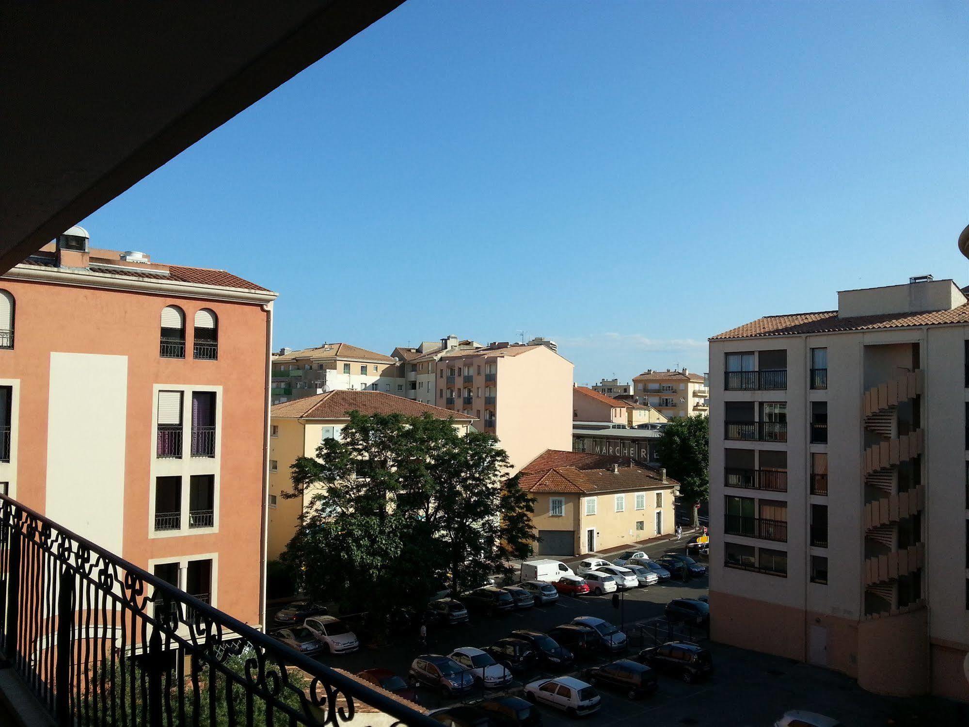 Residences Les Venitiennes Saint-Raphaël エクステリア 写真